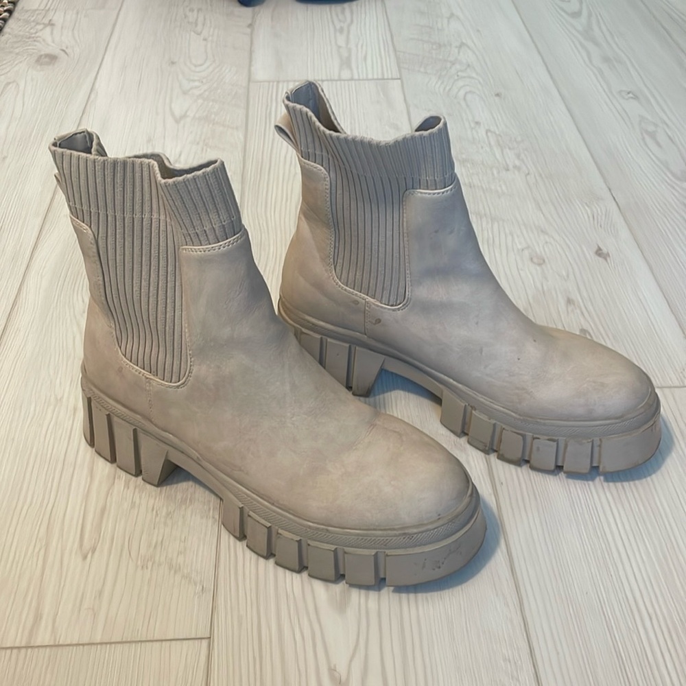 Dolce vita size 10 platform boots